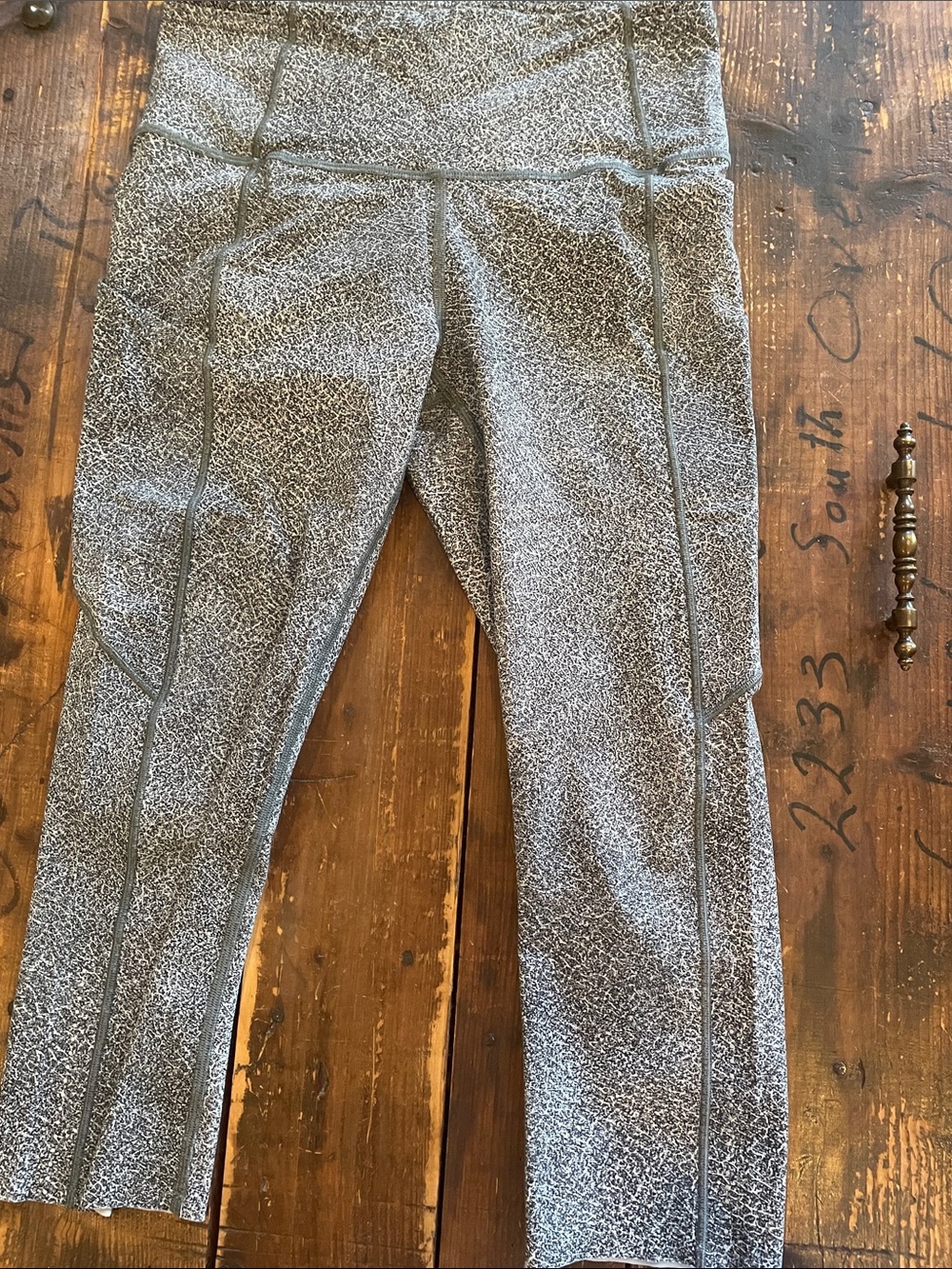 Lulu Speckled Gray High-Waist Workout Leggiing
